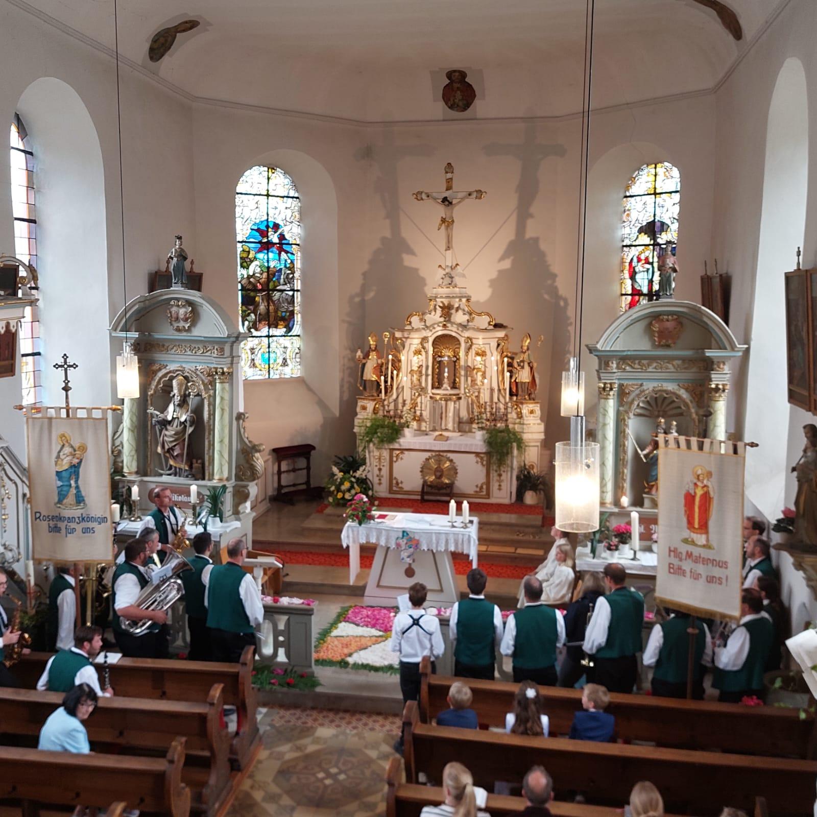 Fronleichnam Thörnich (c) Marlies Hess Fronleichnam Thörnich