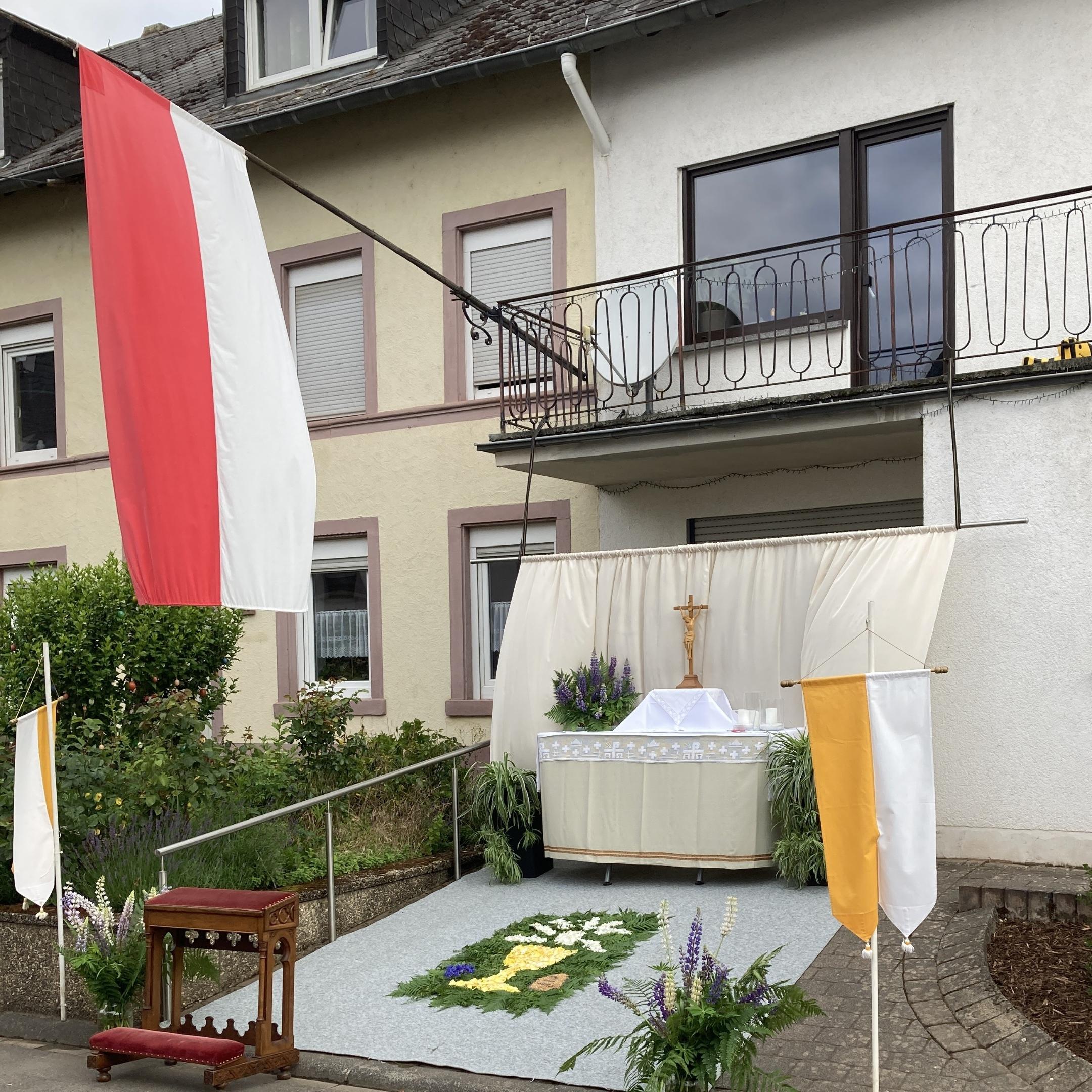 Fronleichnam Klüsserath (c) Fam. Welter Fronleichnam Klüsserath