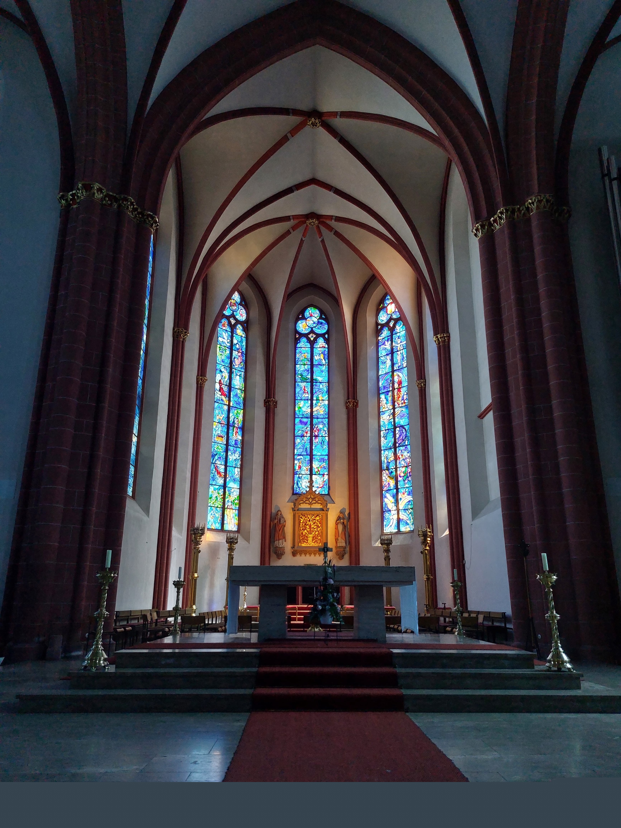 Chagallfenster in Mainz (c) D. Braun-Koech Chagallfenster in Mainz