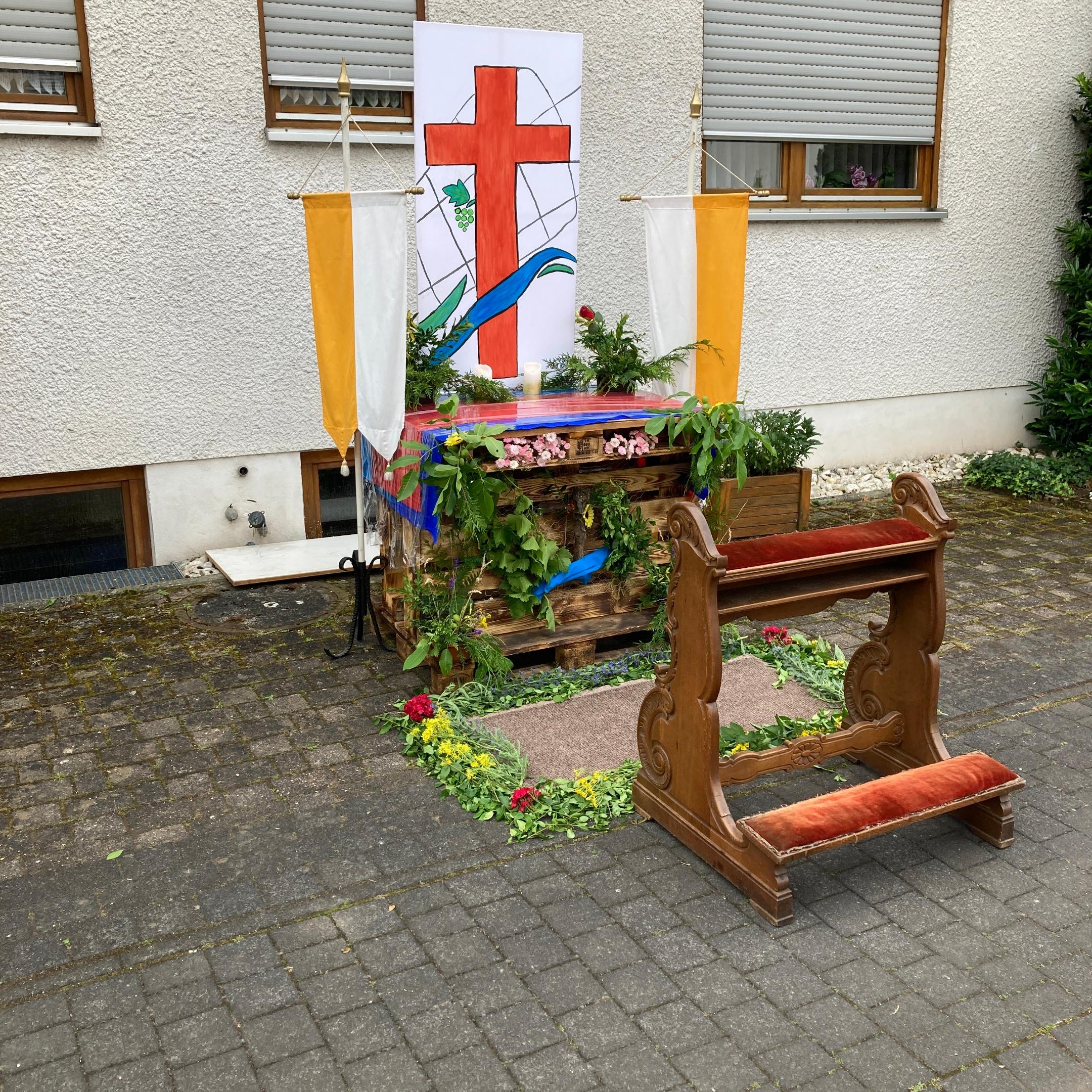 Fronleichnam Klüsserath (c) Fam. Welter Fronleichnam Klüsserath