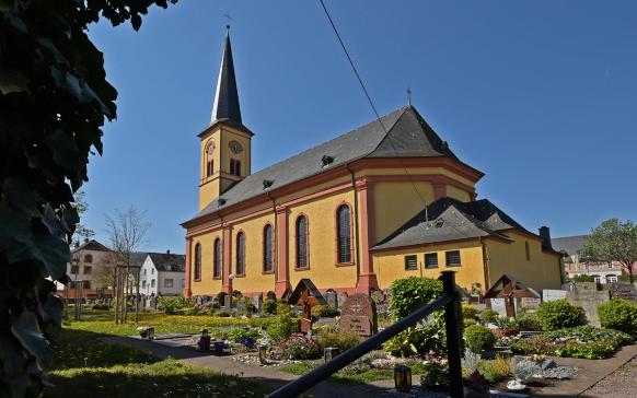 Kirche St. Clemens Trittenheim